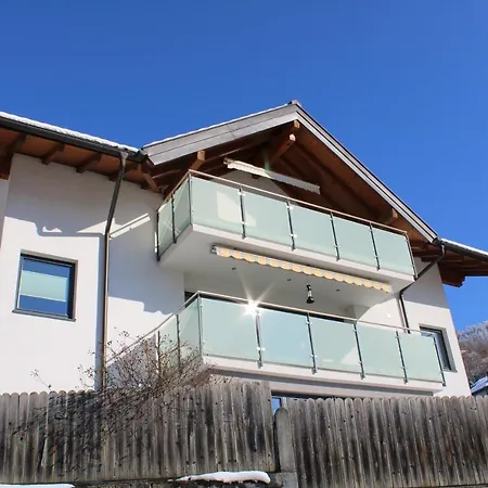 Apartment Zirmweber-haus *